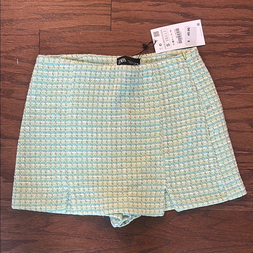 Zara Mint Green Tweed Shorts